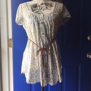 Motherhood Maternity blouse